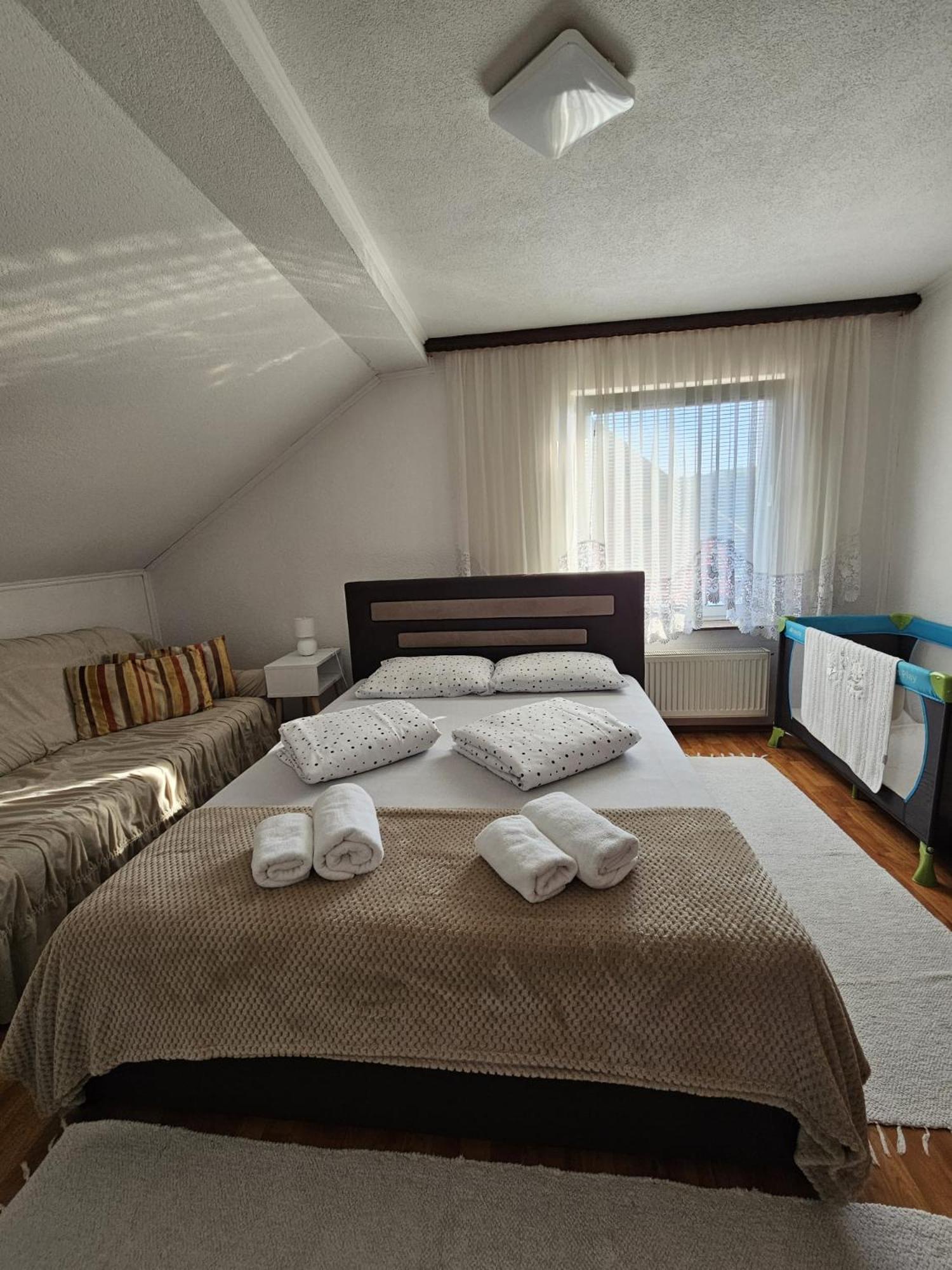 Holiday Home Peaceful Retreat Visoko Exterior foto